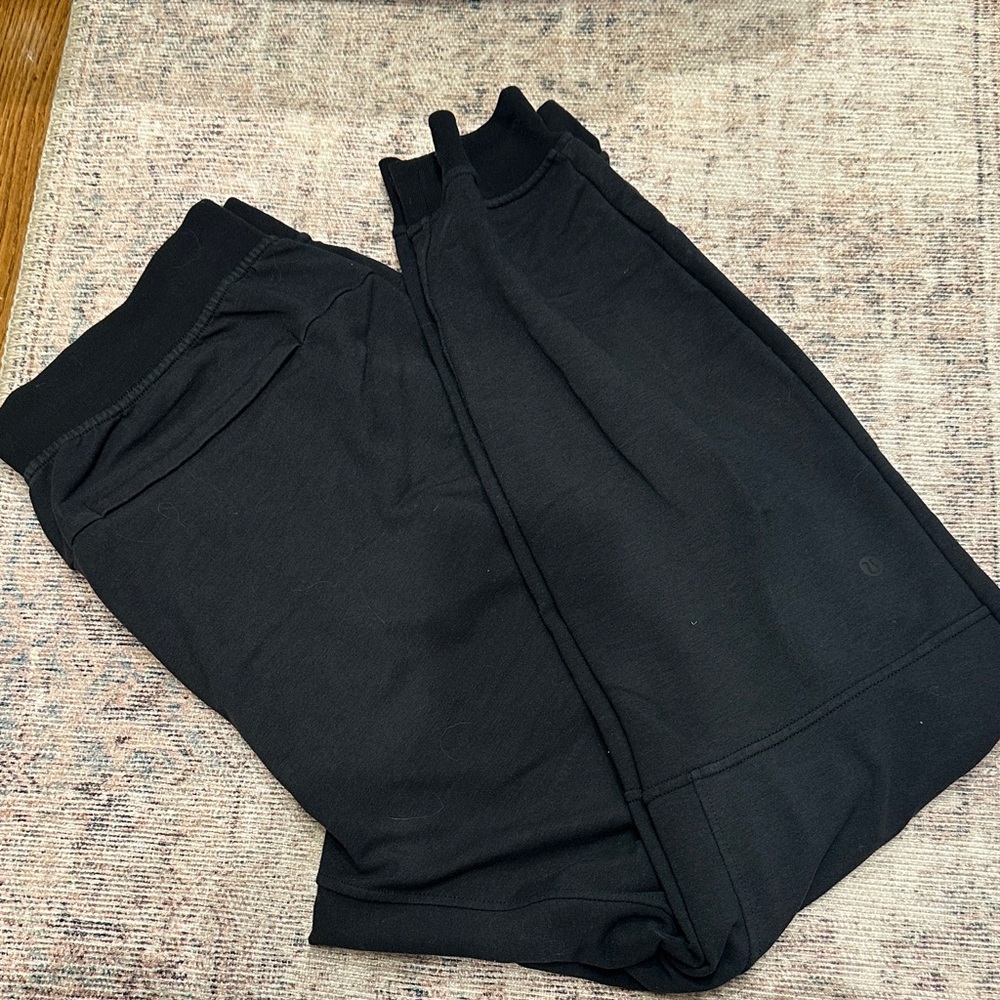 Lululemon Athletica Black Men’s jogger Pants